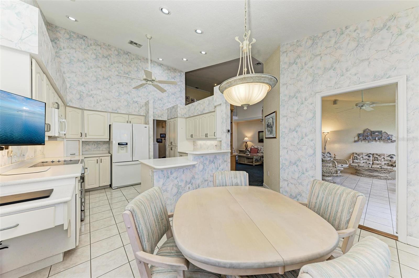 3800 BAL HARBOR BLVD #216