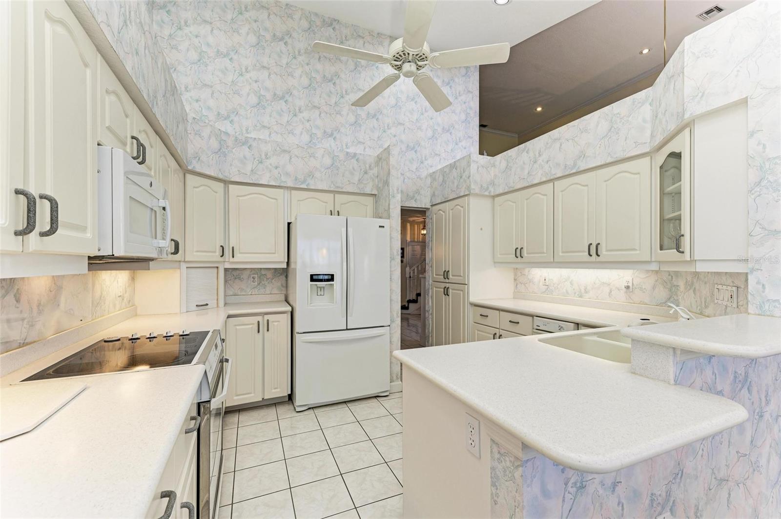 3800 BAL HARBOR BLVD #216