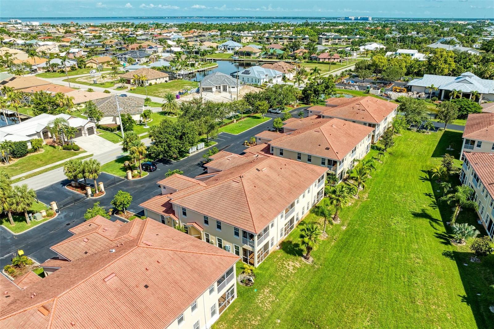 240 WEST END DR #1313