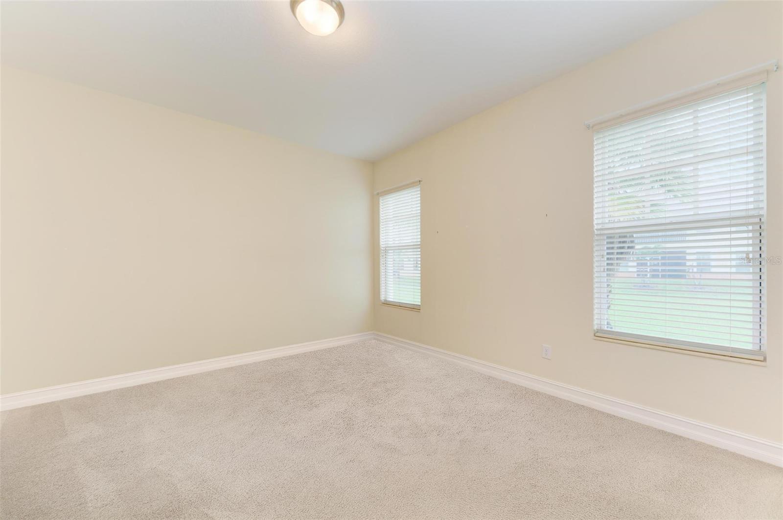 240 WEST END DR #1313