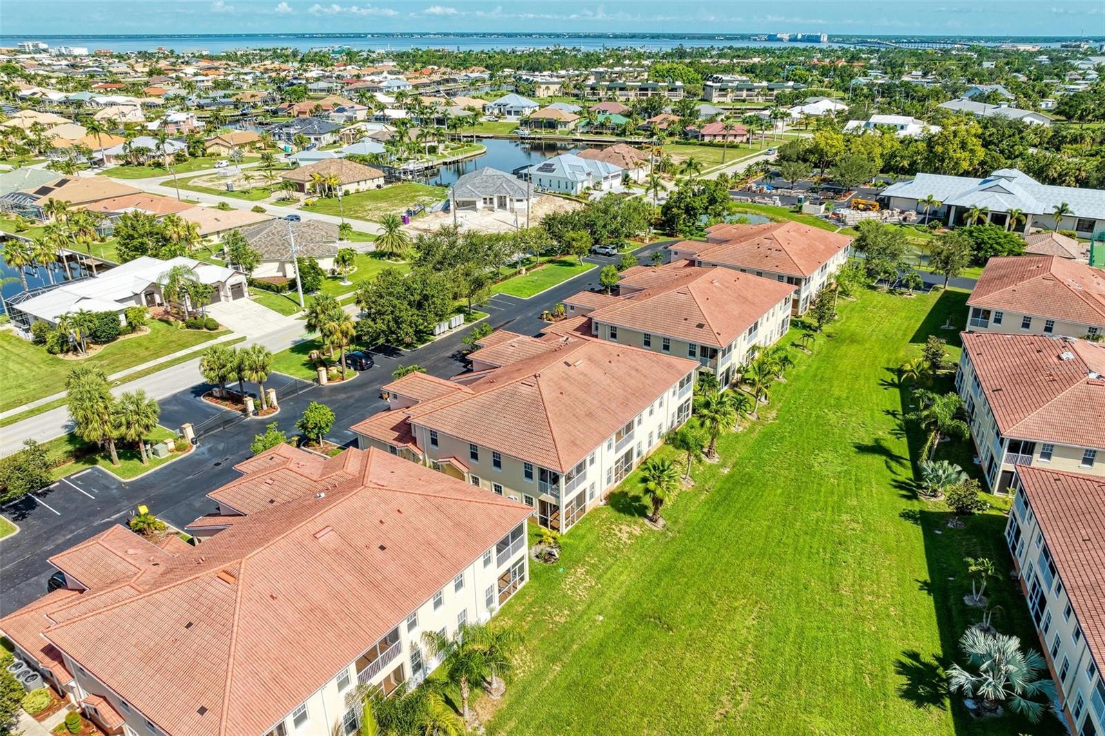 240 WEST END DR #1313