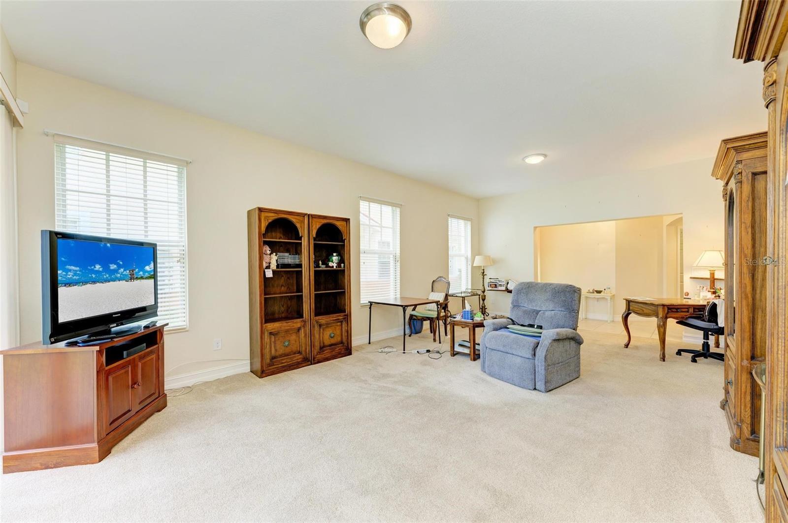 240 WEST END DR #1313