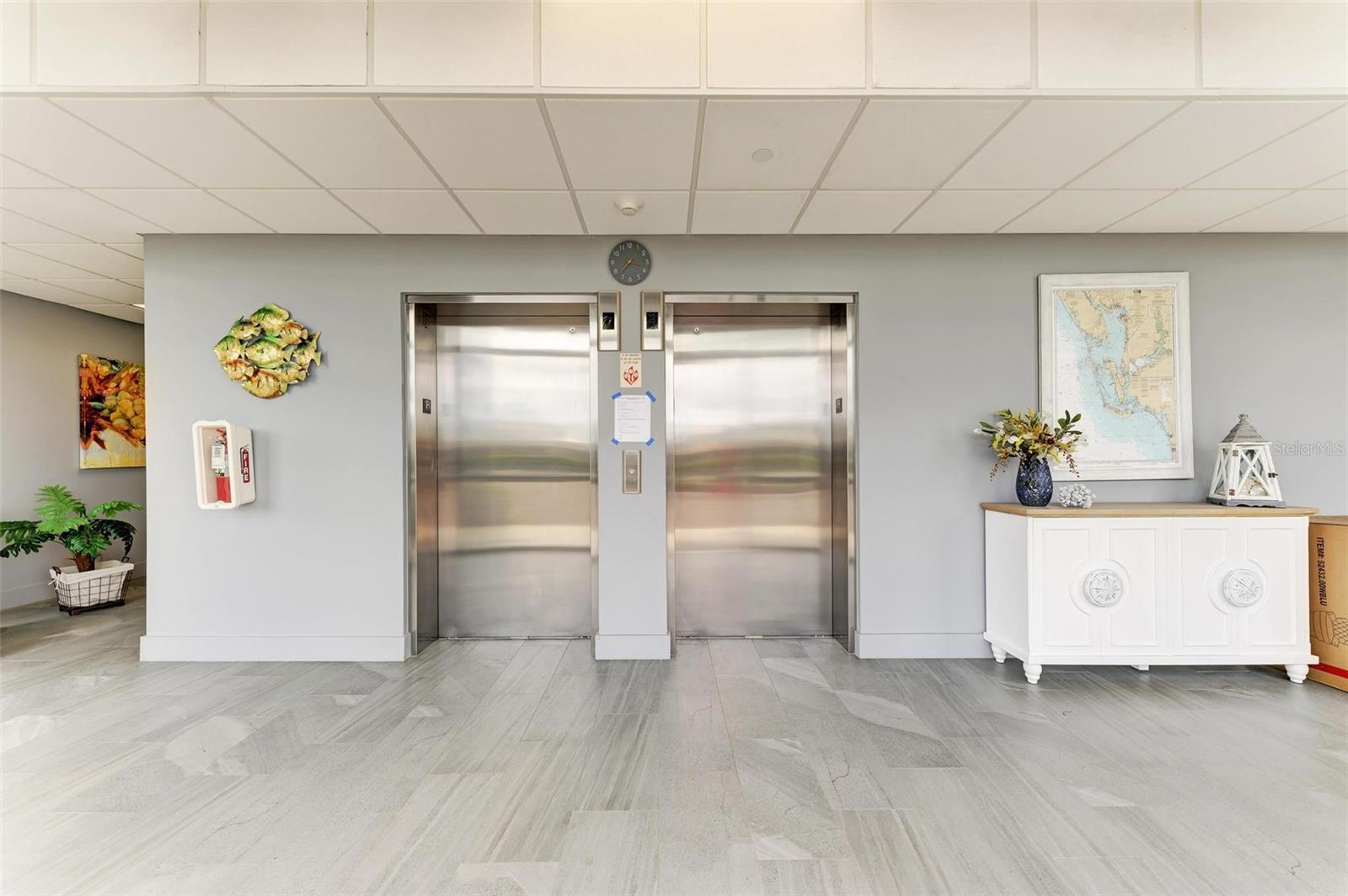 1425 PARK BEACH CIR #139