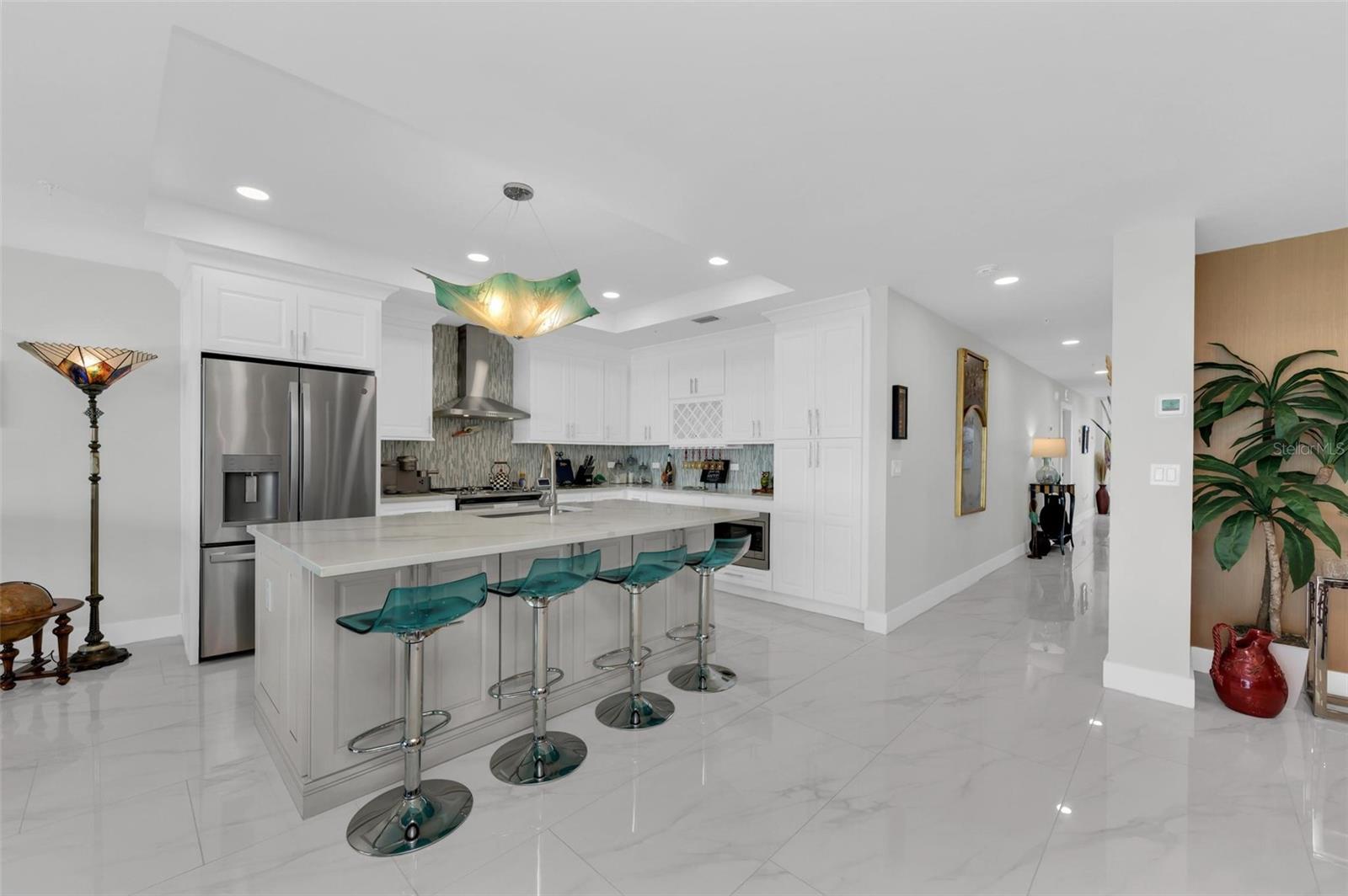 1425 PARK BEACH CIR #139