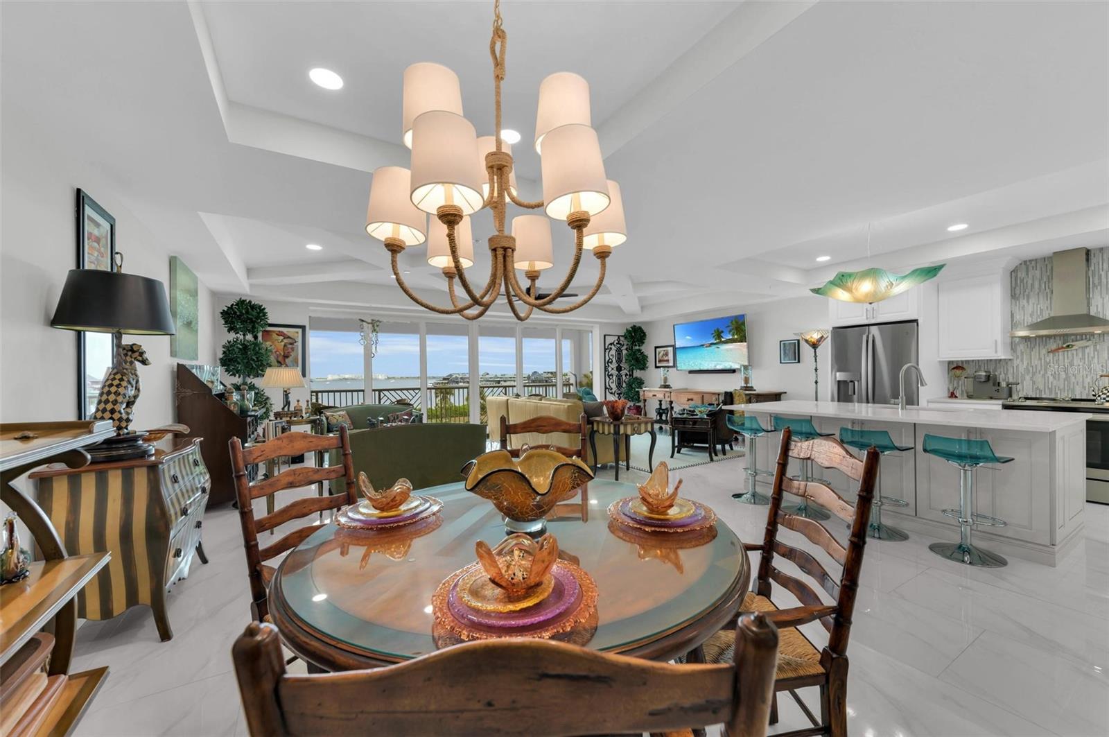 1425 PARK BEACH CIR #139