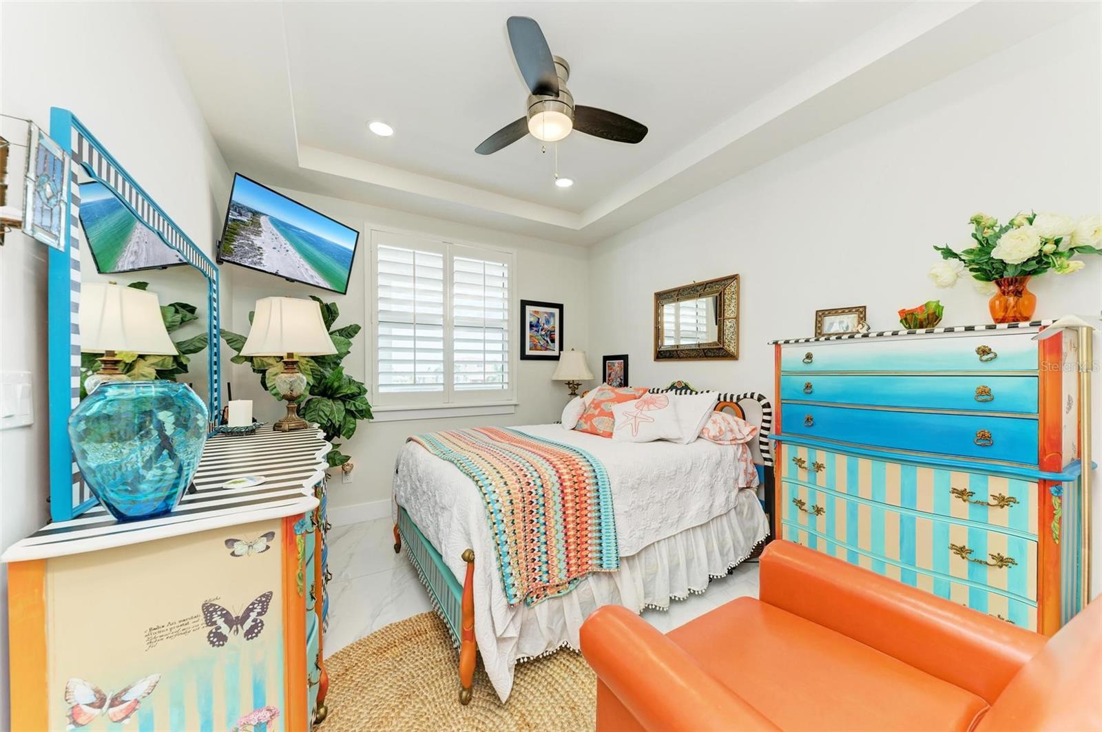 1425 PARK BEACH CIR #139