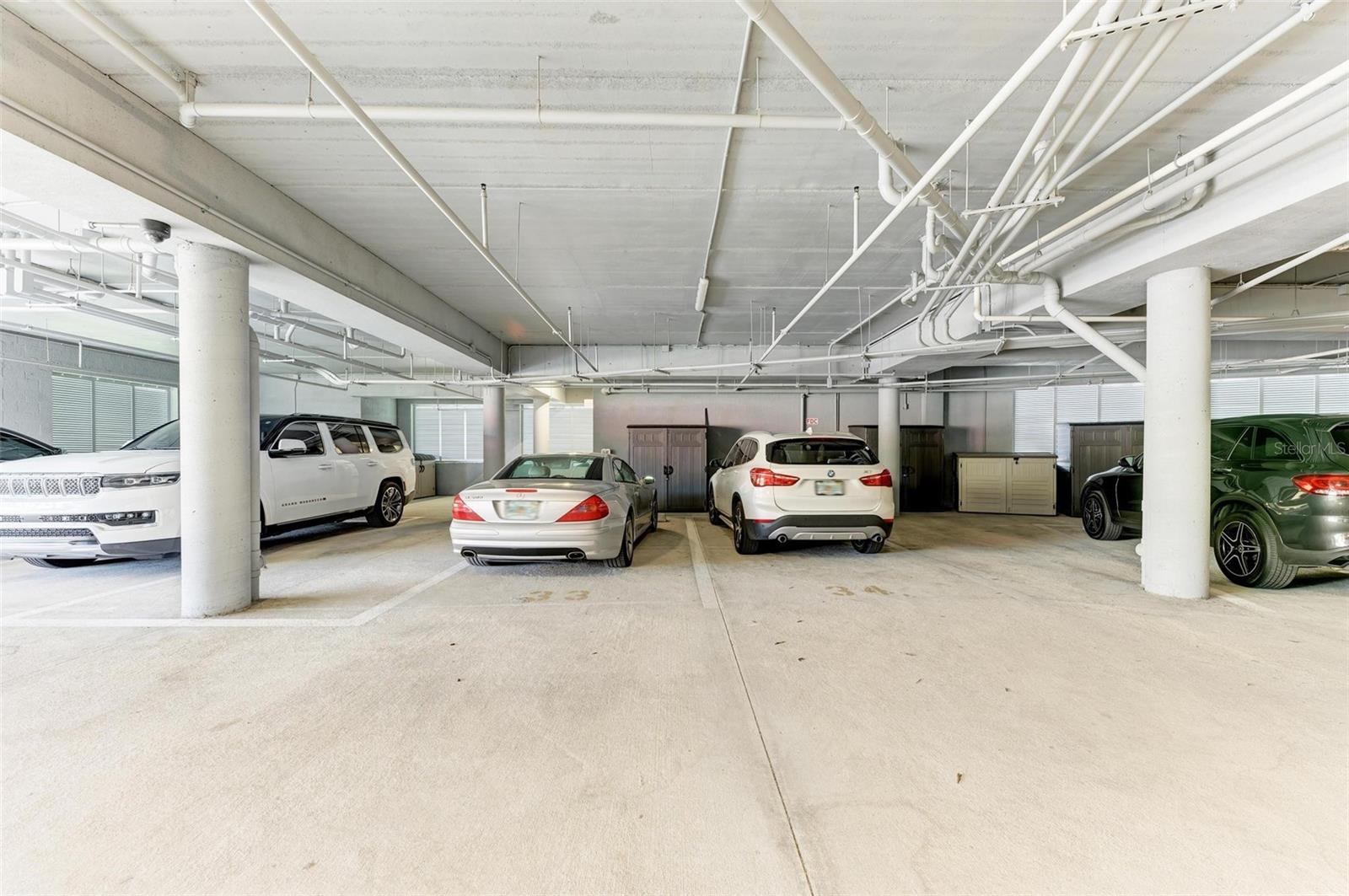 1425 PARK BEACH CIR #139