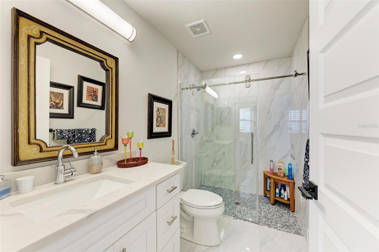 1425 PARK BEACH CIR #139