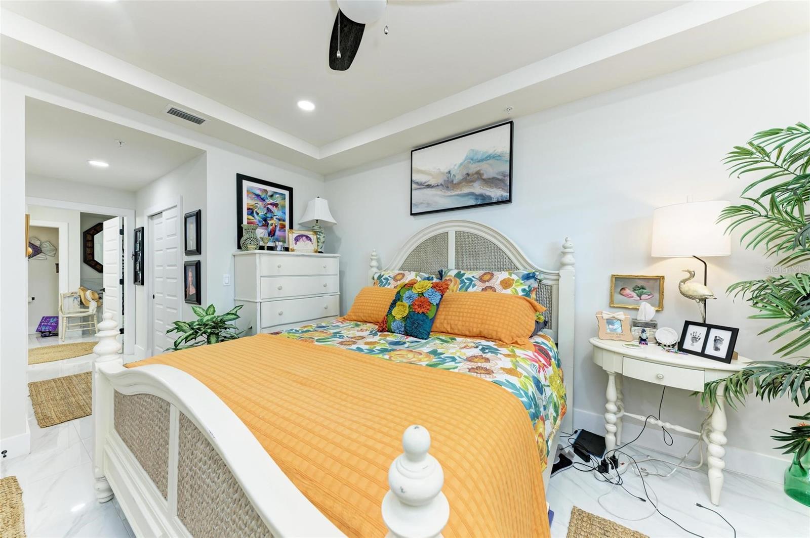 1425 PARK BEACH CIR #139