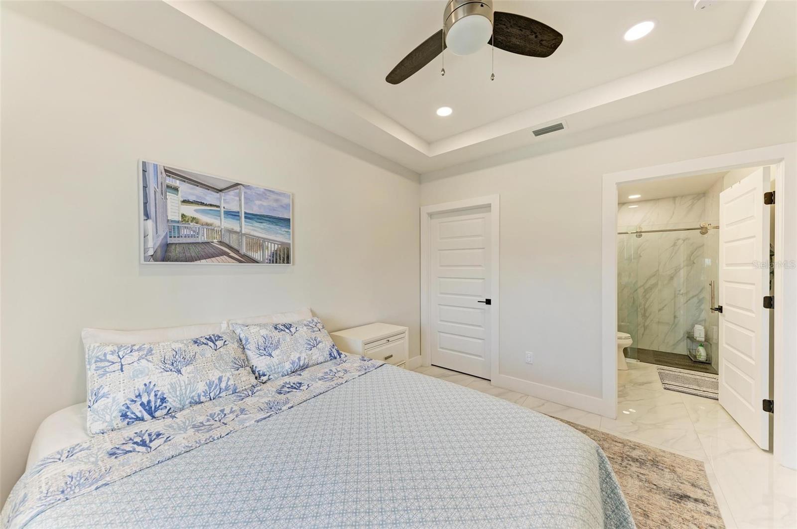 1425 PARK BEACH CIR #1311