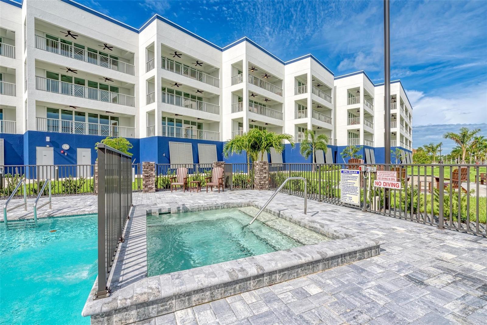 1425 PARK BEACH CIR #1311