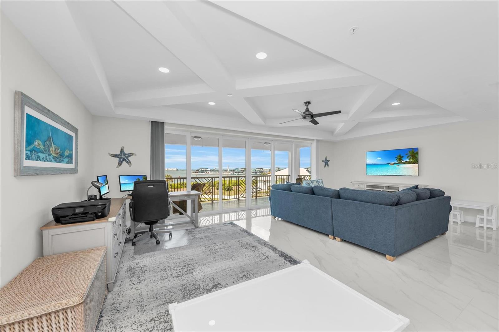 1425 PARK BEACH CIR #1311