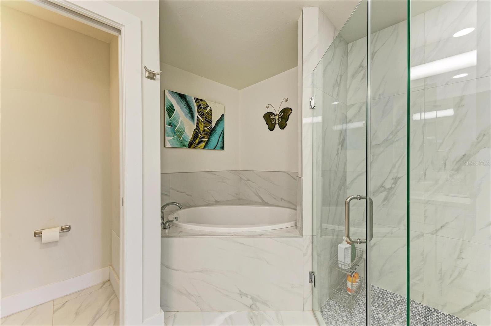 1425 PARK BEACH CIR #1311