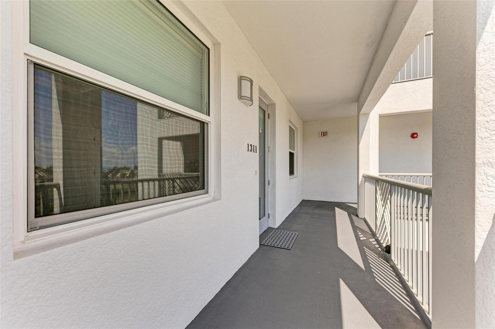 1425 PARK BEACH CIR #1311