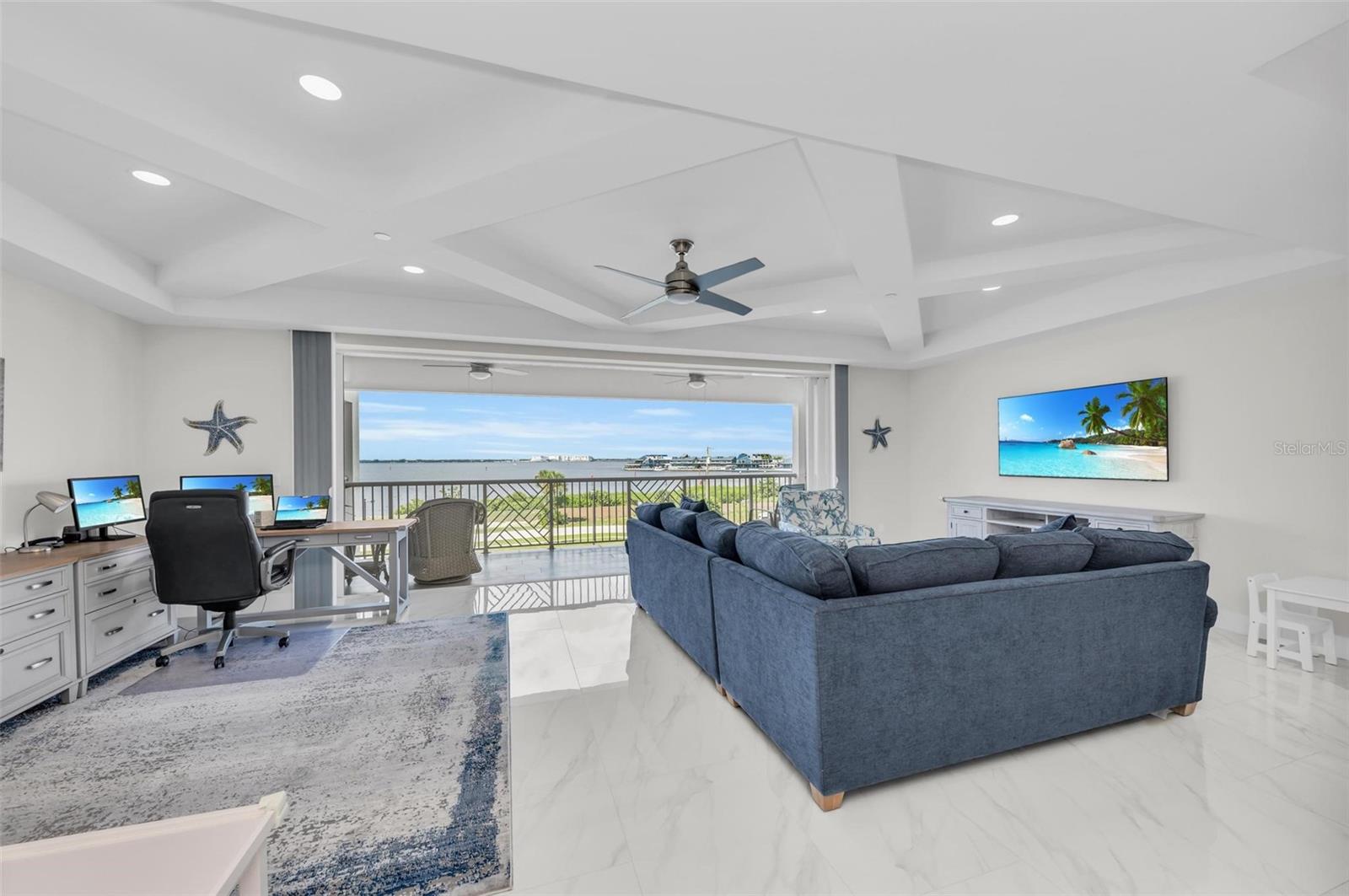 1425 PARK BEACH CIR #1311