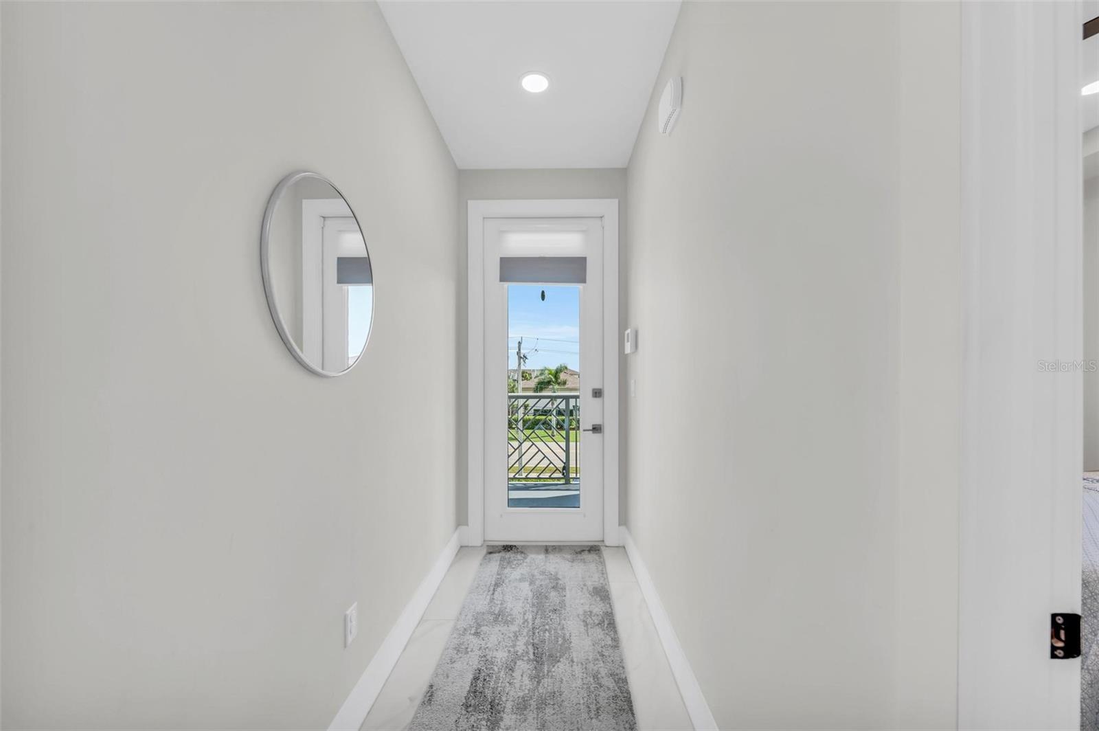 1425 PARK BEACH CIR #1311