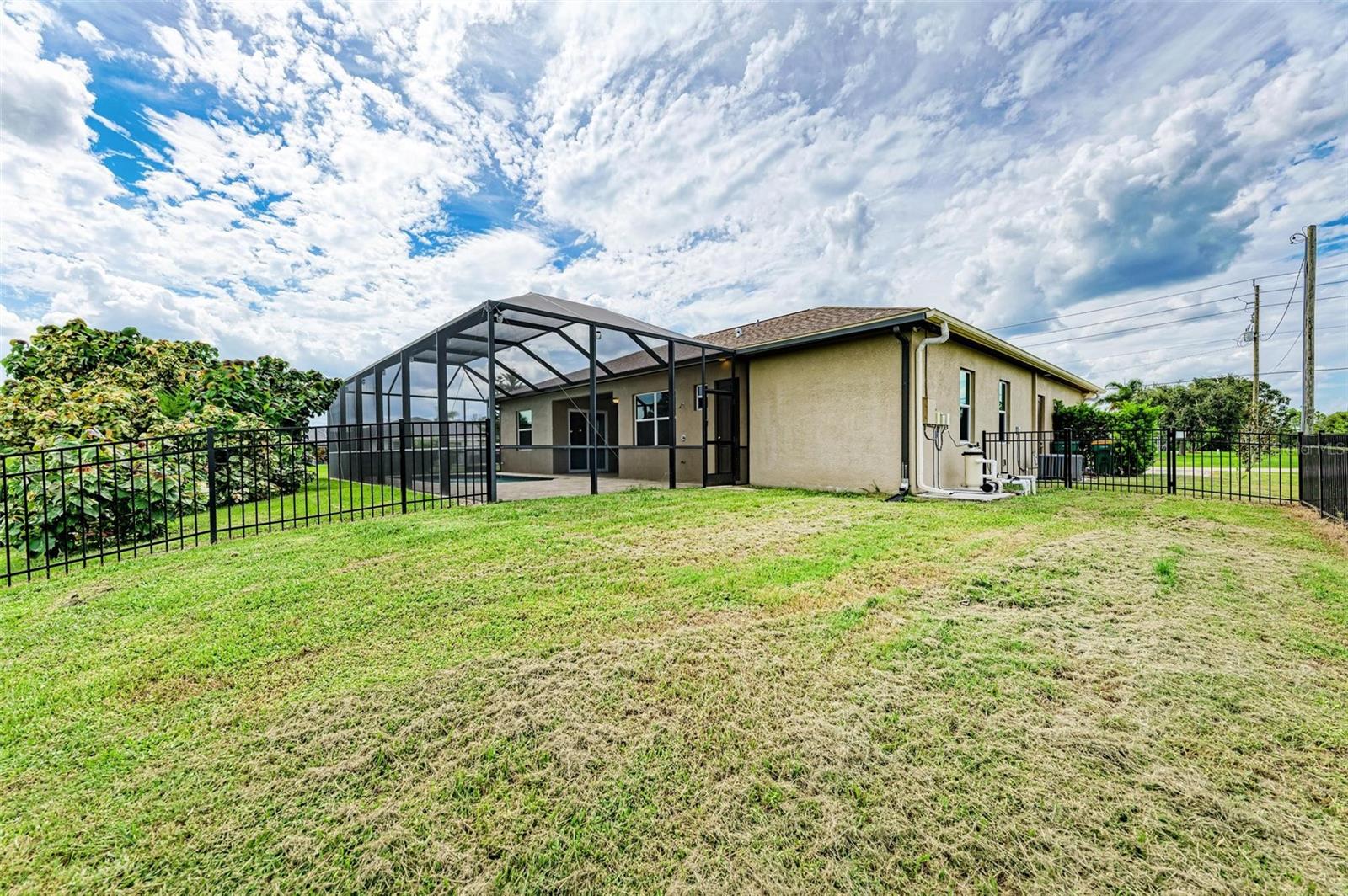 25557 DEEP CREEK BLVD