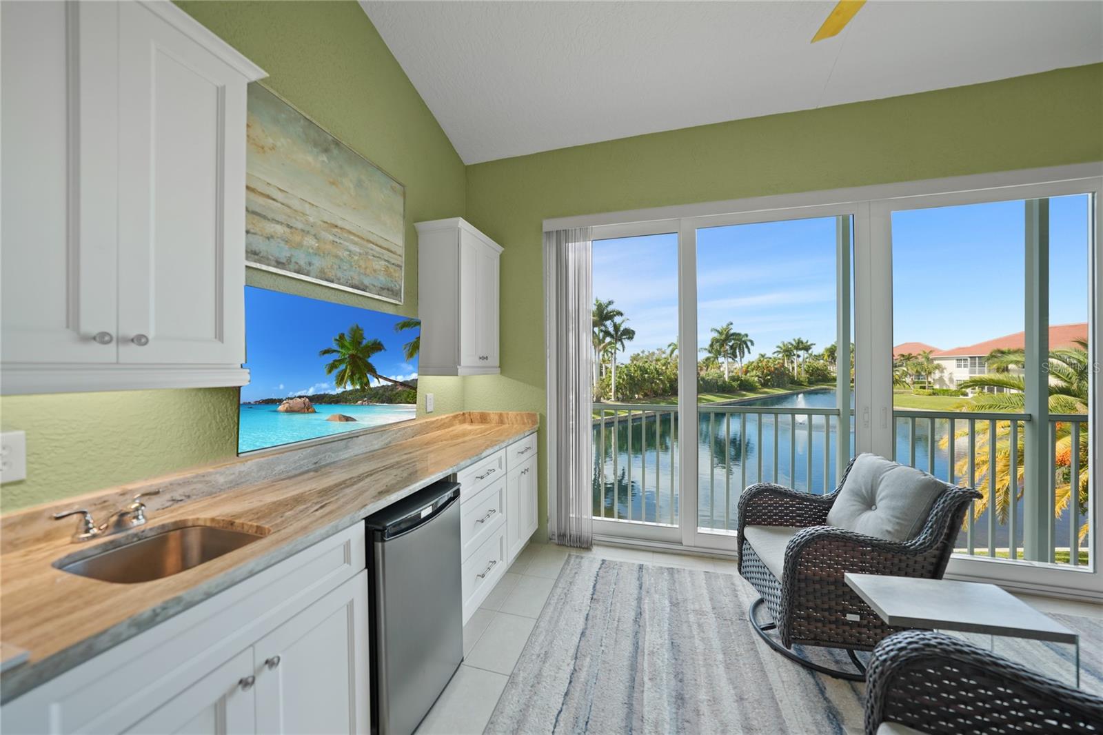 197 TROPICANA DR #1522