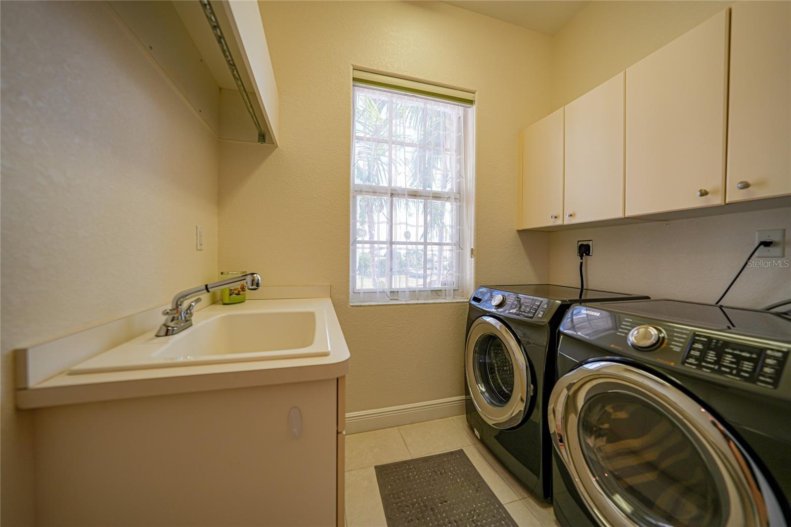 197 TROPICANA DR #1522