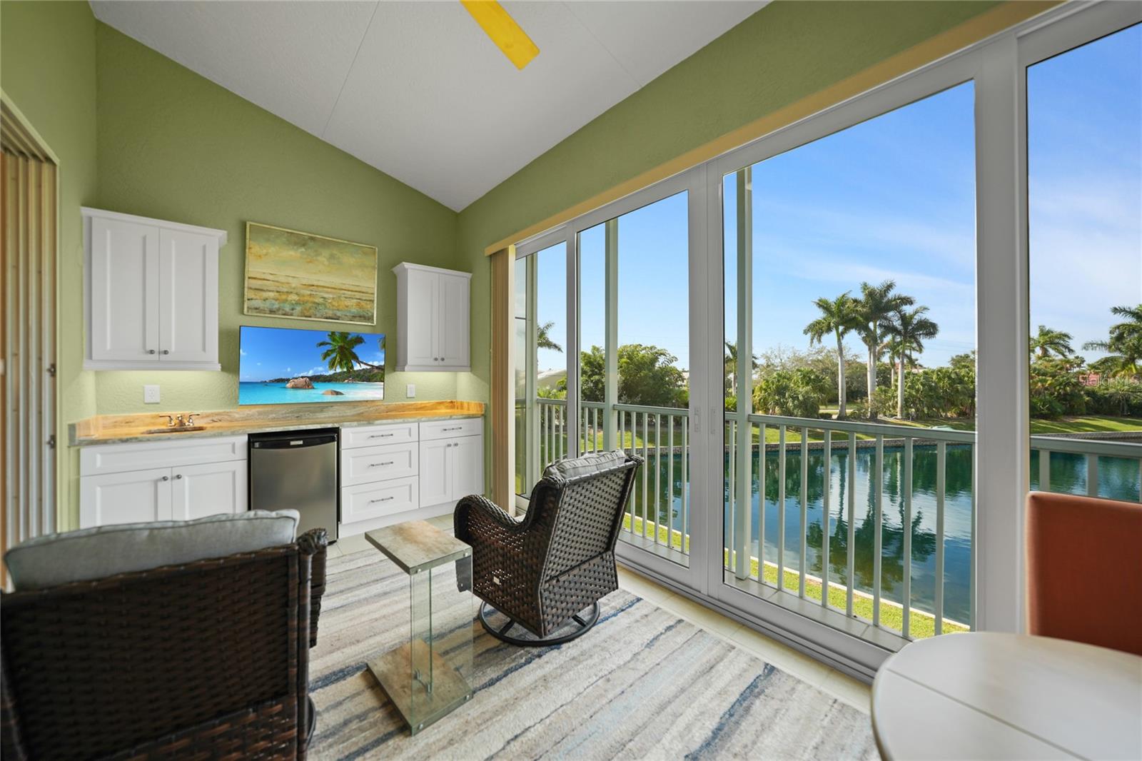 197 TROPICANA DR #1522