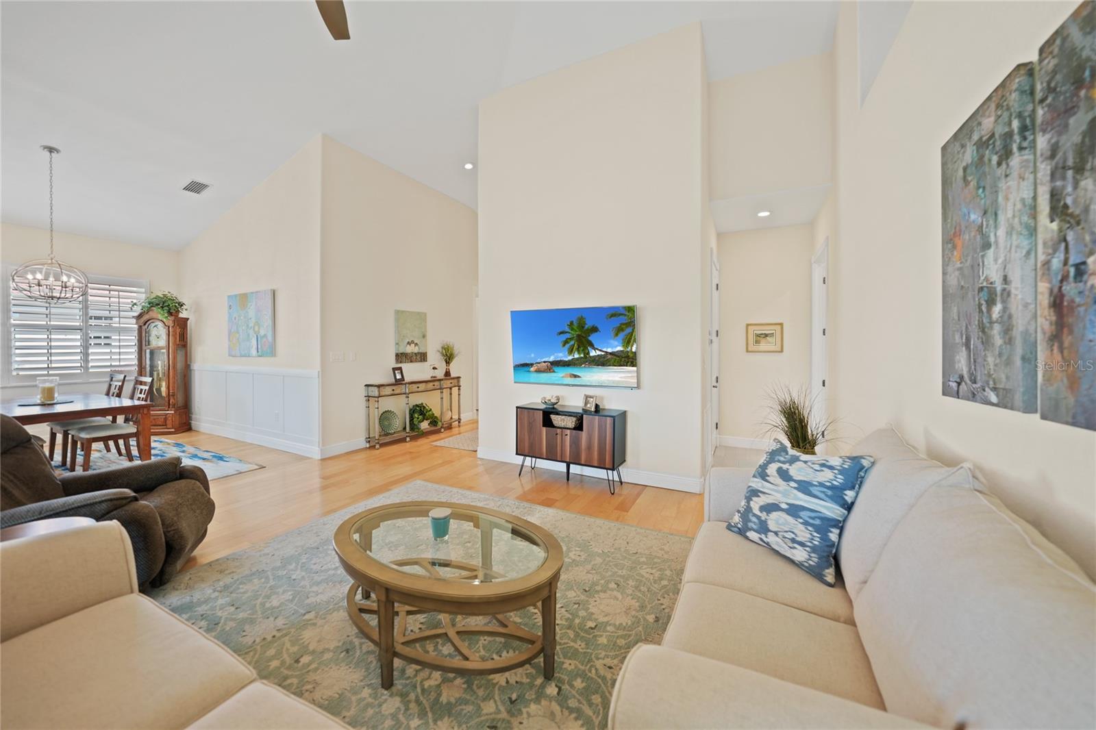 197 TROPICANA DR #1522