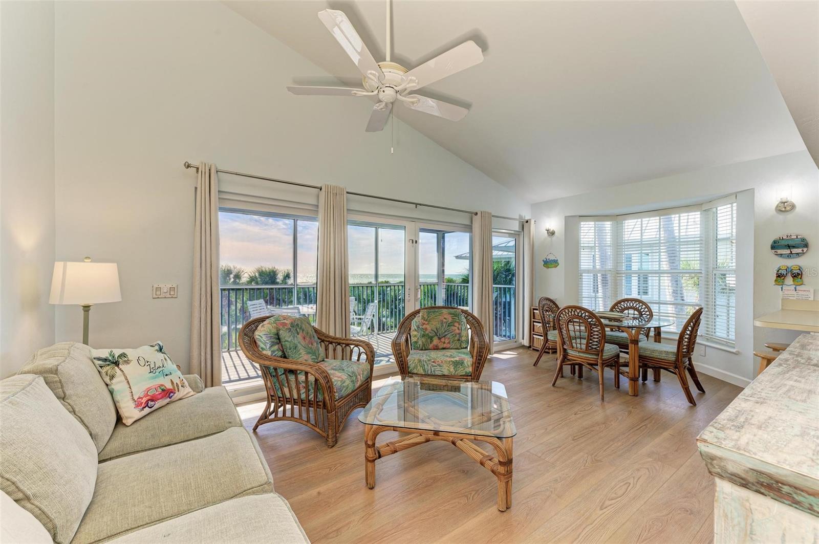 7446 PALM ISLAND DR #3524