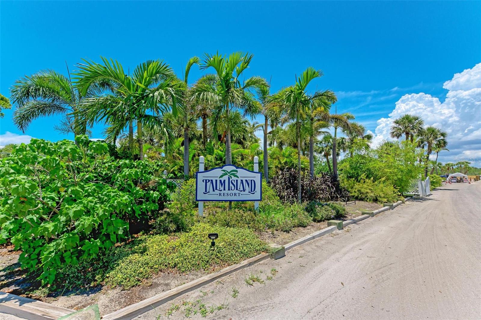 7446 PALM ISLAND DR #3524