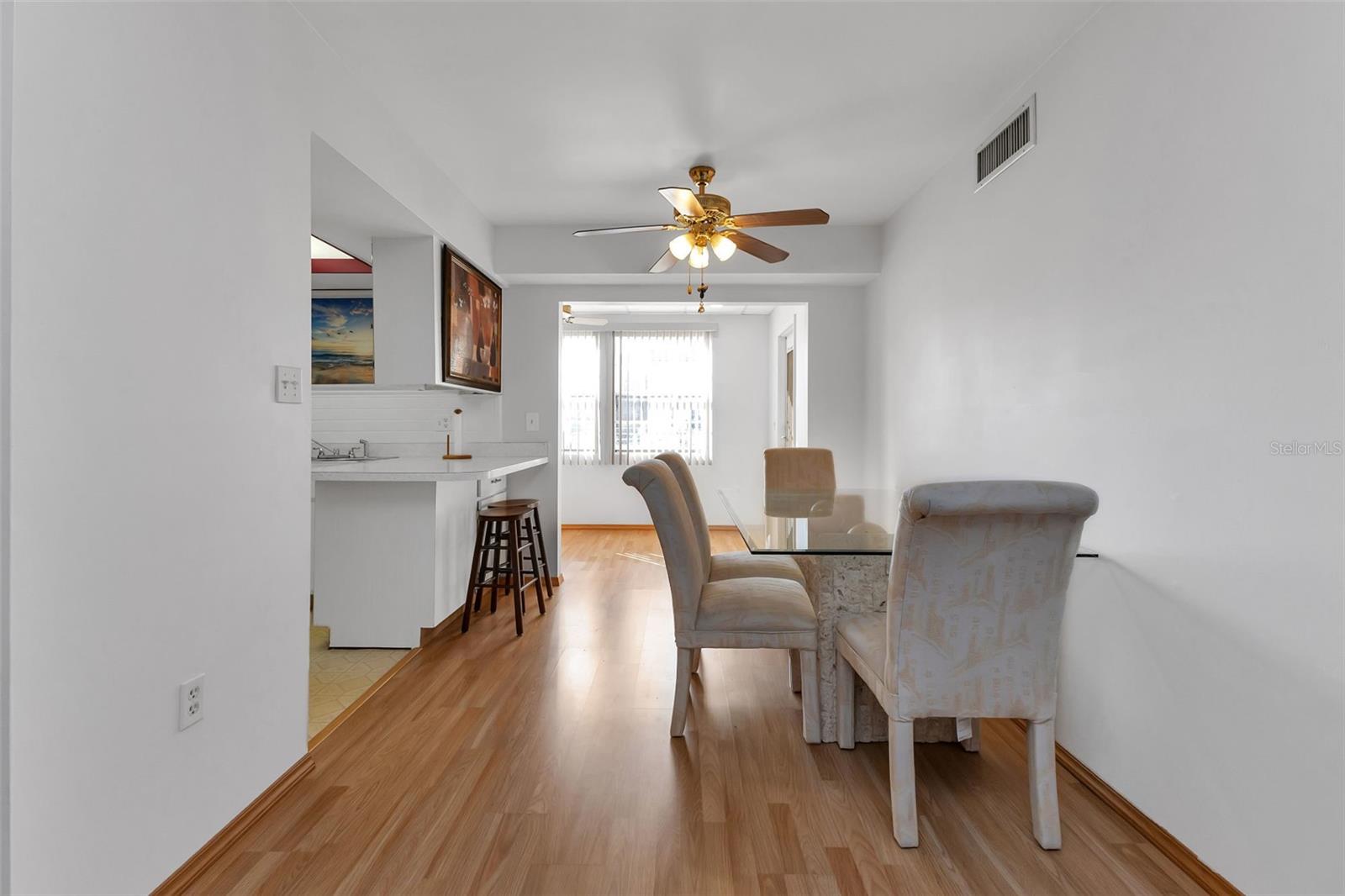 4158 TAMIAMI TRL #T6