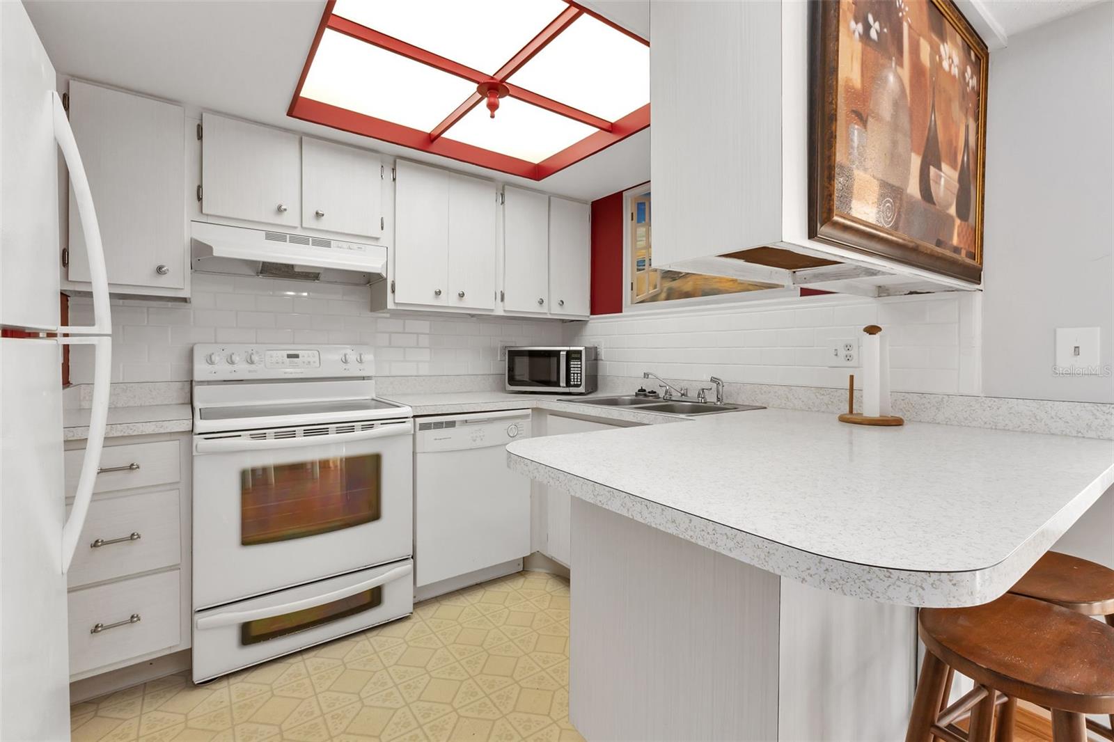 4158 TAMIAMI TRL #T6