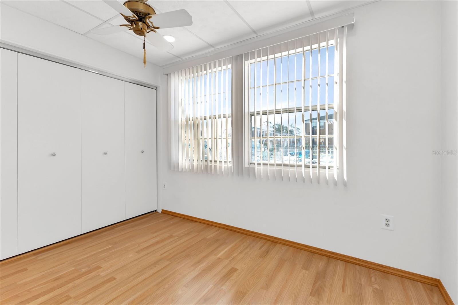 4158 TAMIAMI TRL #T6