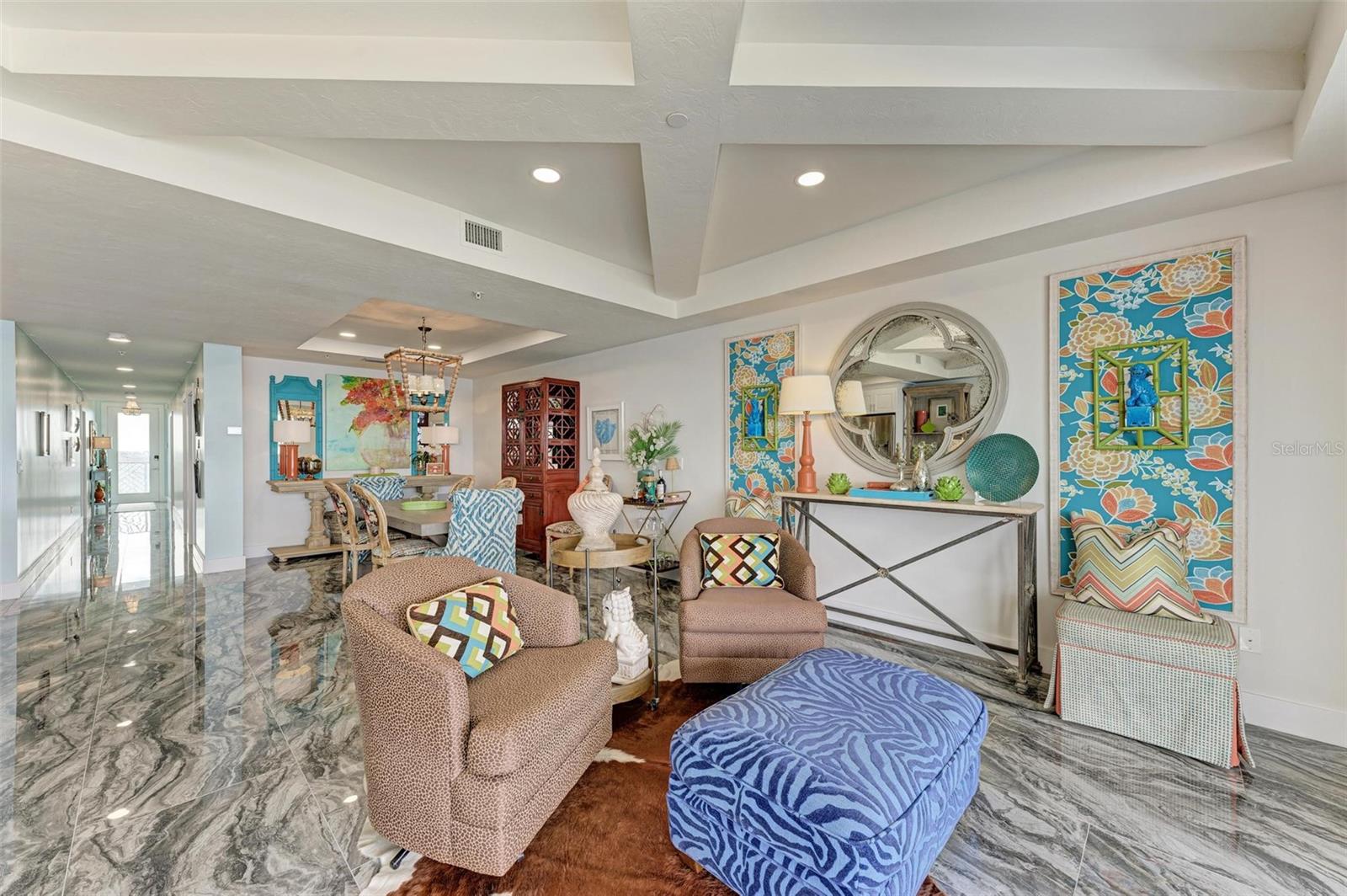 1425 PARK BEACH CIR #1410