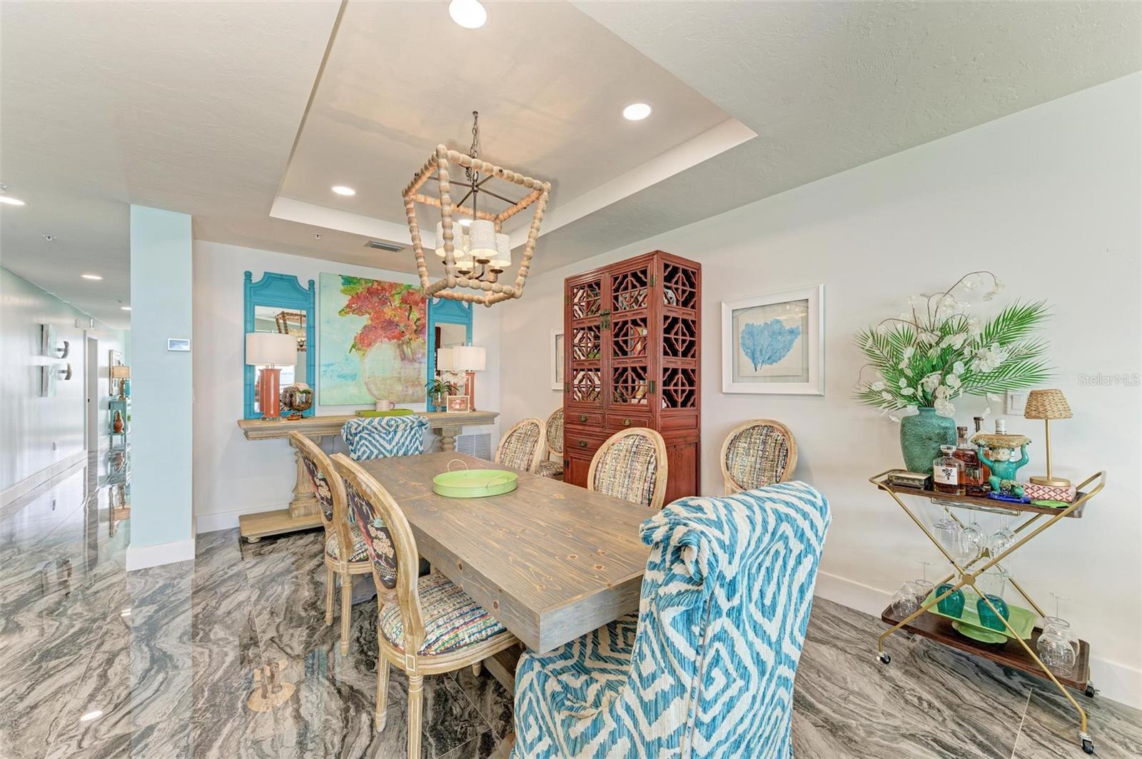 1425 PARK BEACH CIR #1410