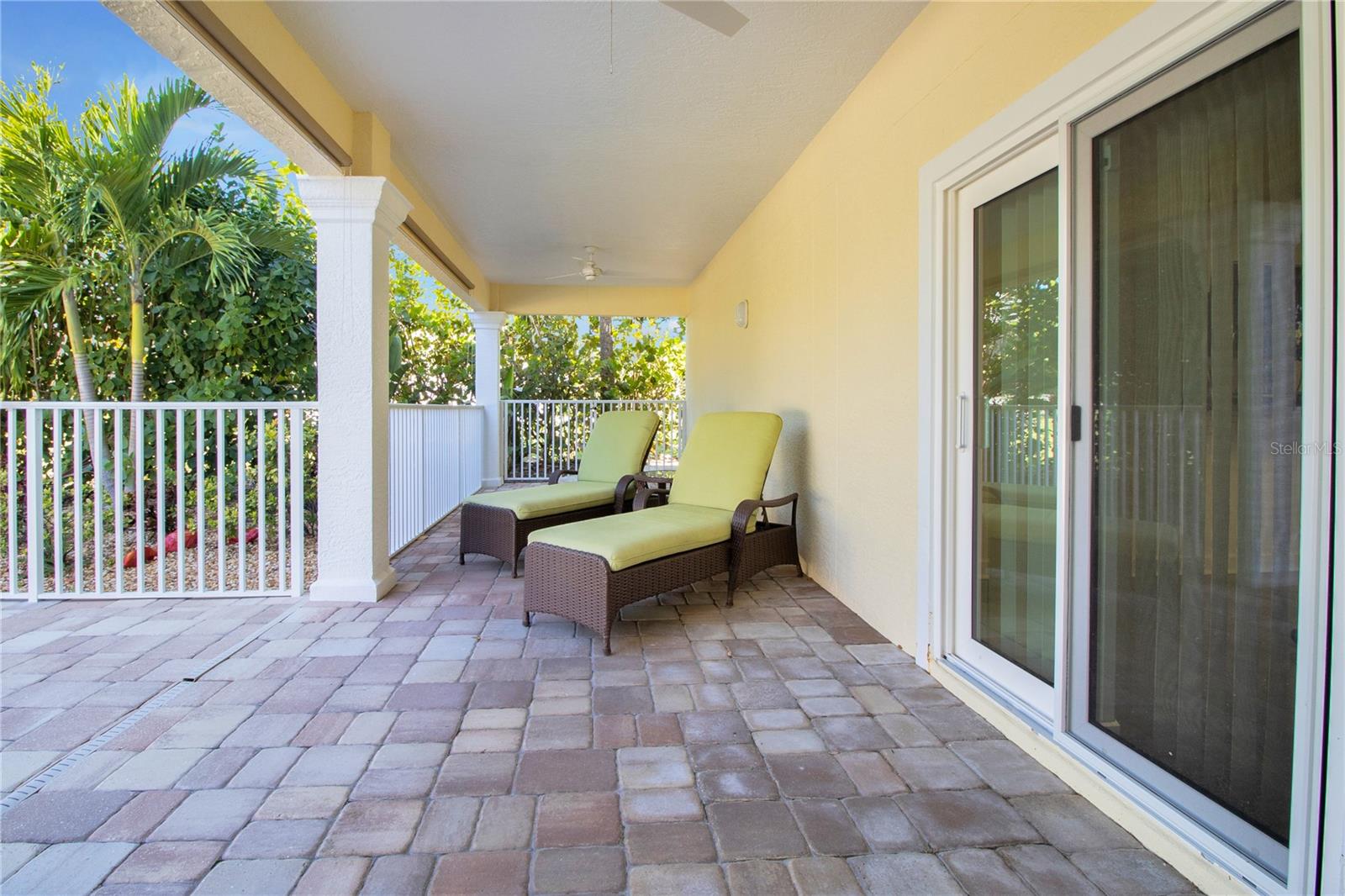 4680 GRASSY POINT BLVD