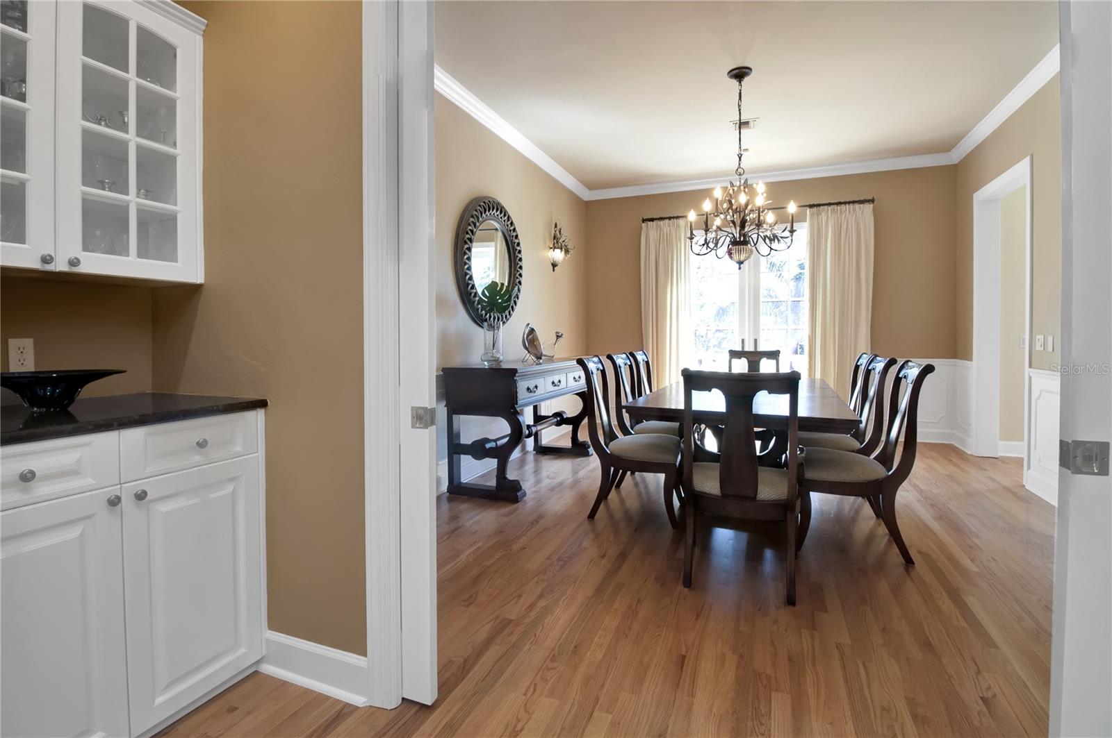 4680 GRASSY POINT BLVD