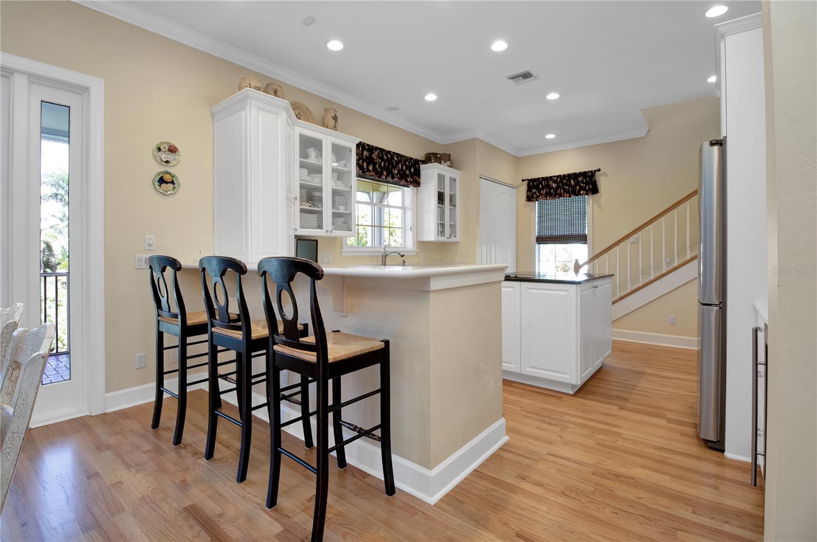 4680 GRASSY POINT BLVD