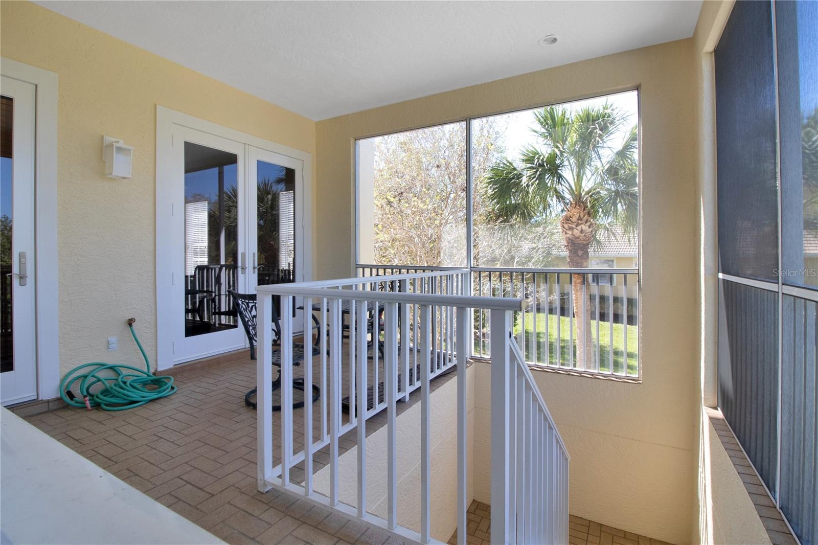 4680 GRASSY POINT BLVD