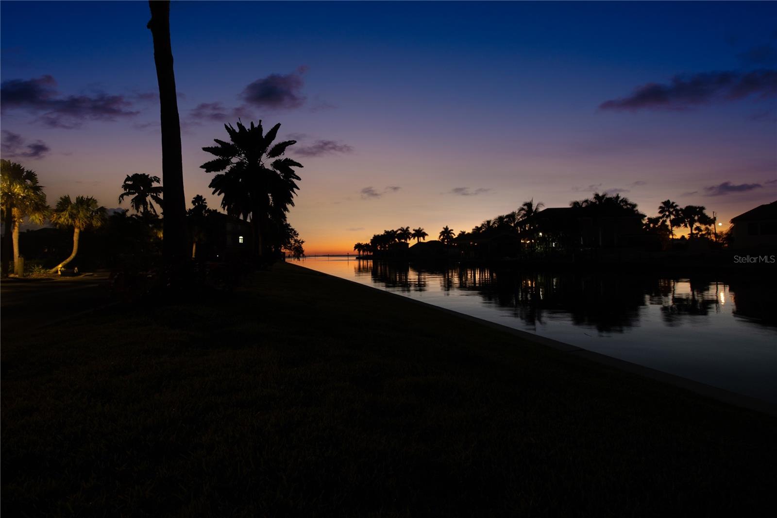 4680 GRASSY POINT BLVD