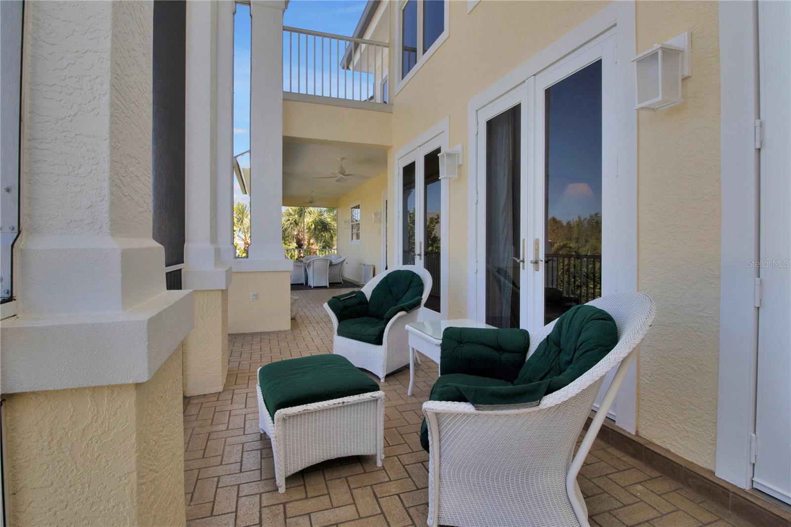 4680 GRASSY POINT BLVD