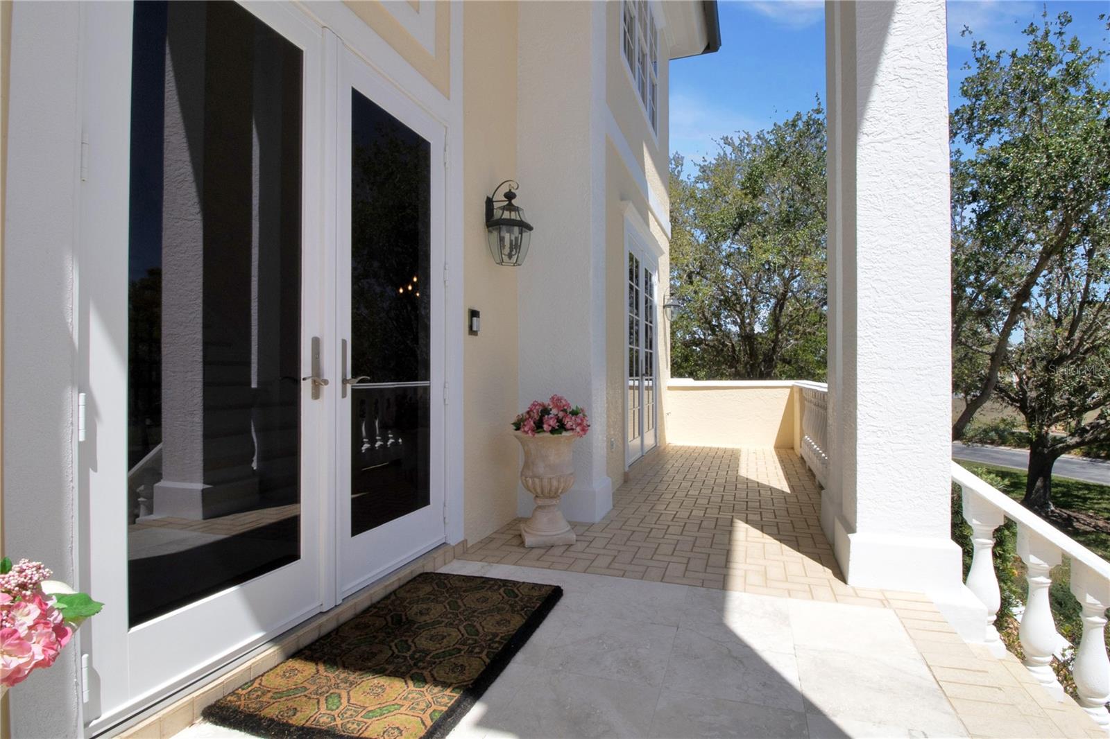 4680 GRASSY POINT BLVD