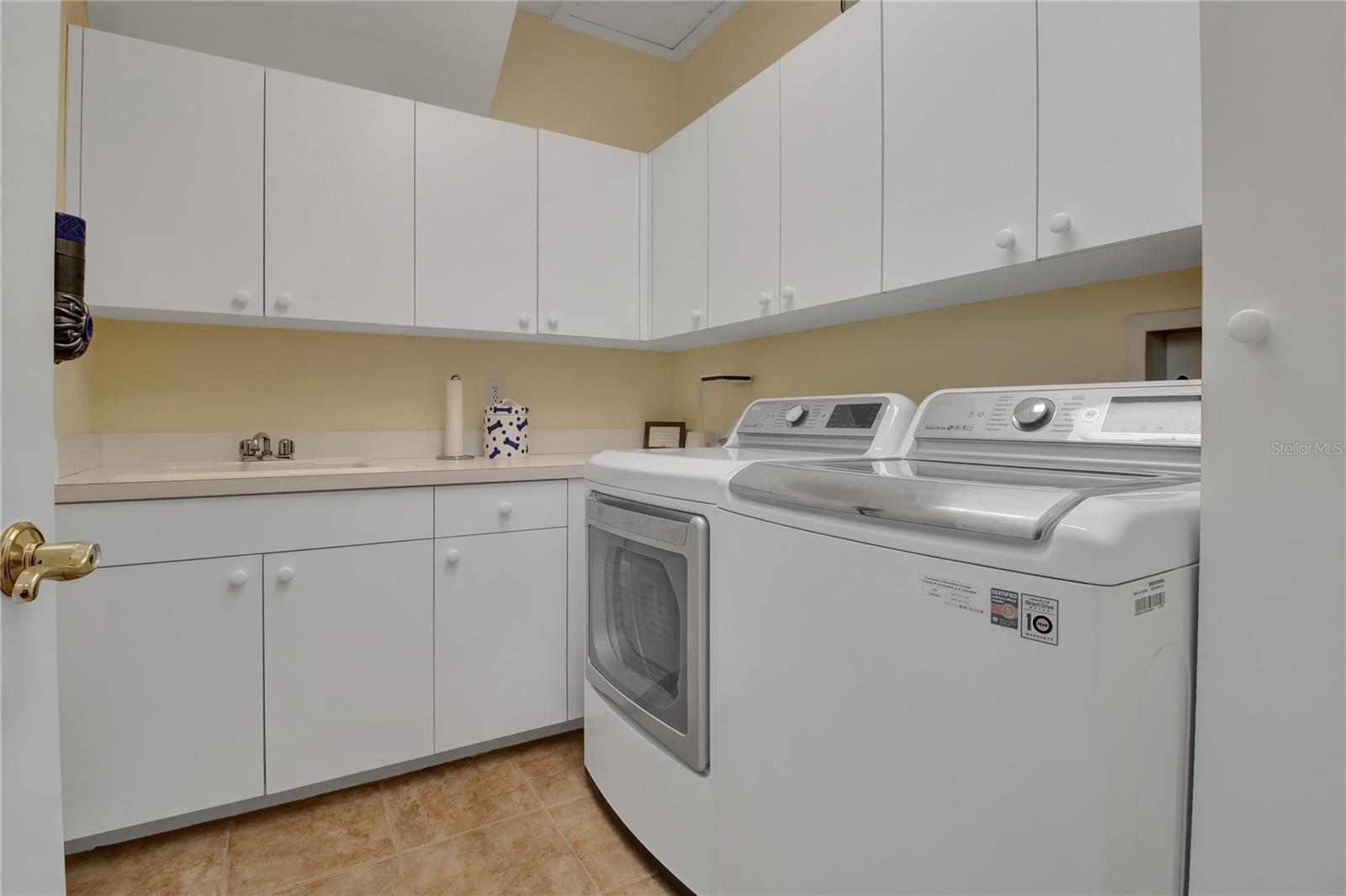 4680 GRASSY POINT BLVD