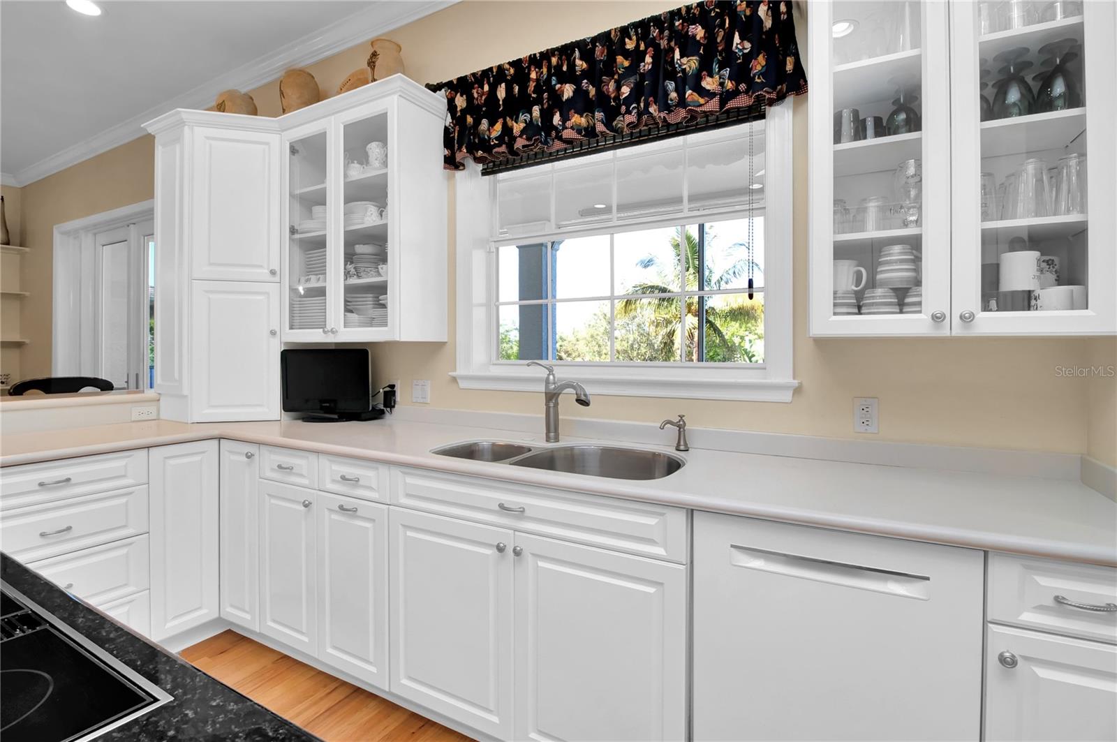 4680 GRASSY POINT BLVD