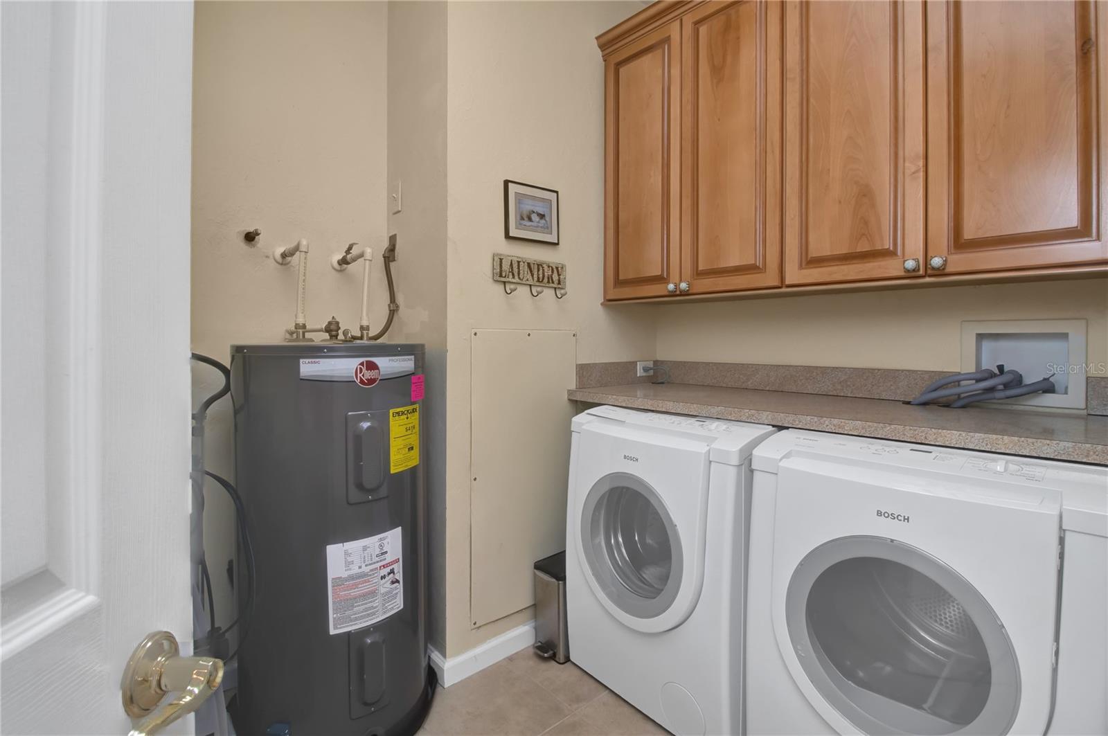 4680 GRASSY POINT BLVD