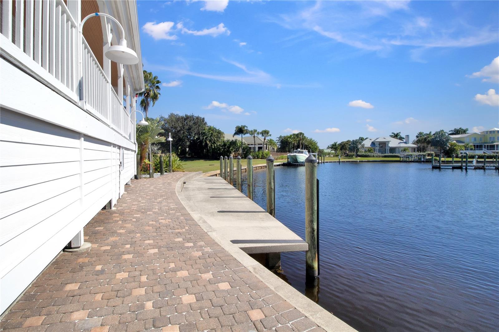 4680 GRASSY POINT BLVD