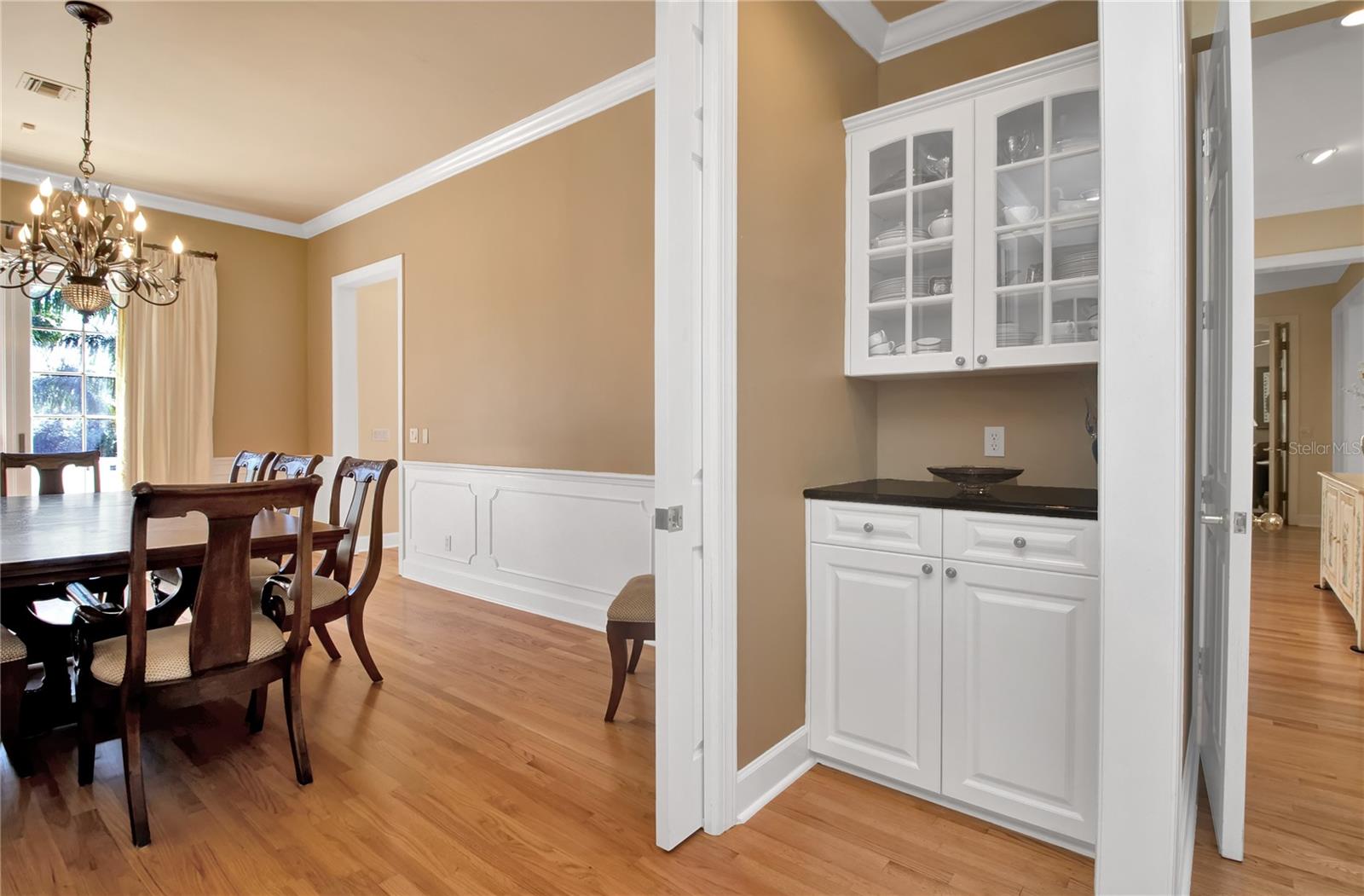 4680 GRASSY POINT BLVD