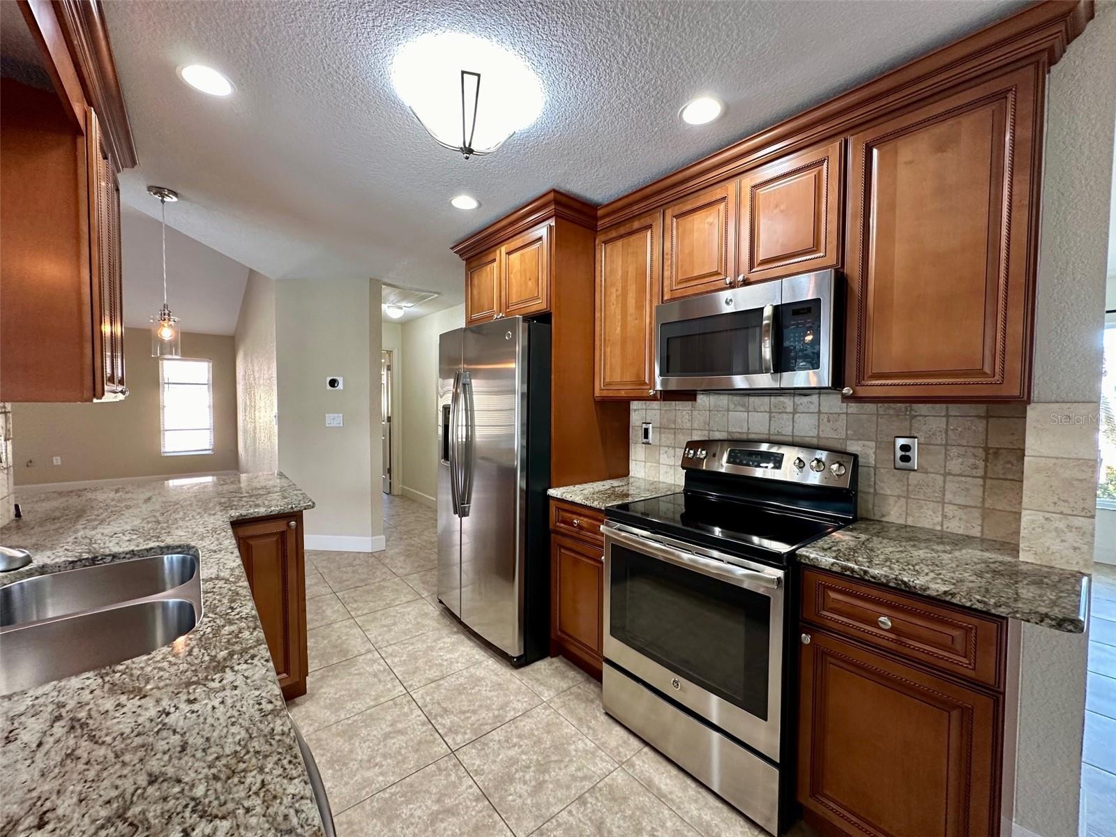 26414 BARRANQUILLA AVE