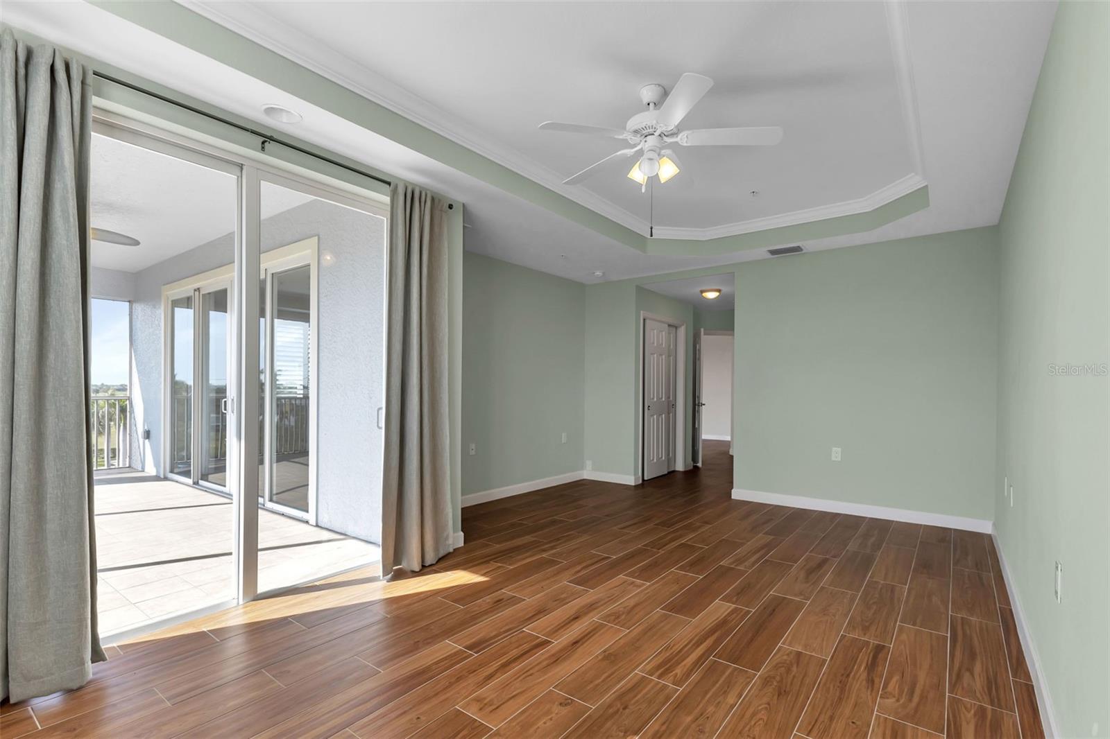 2001 BAL HARBOR BLVD #2402