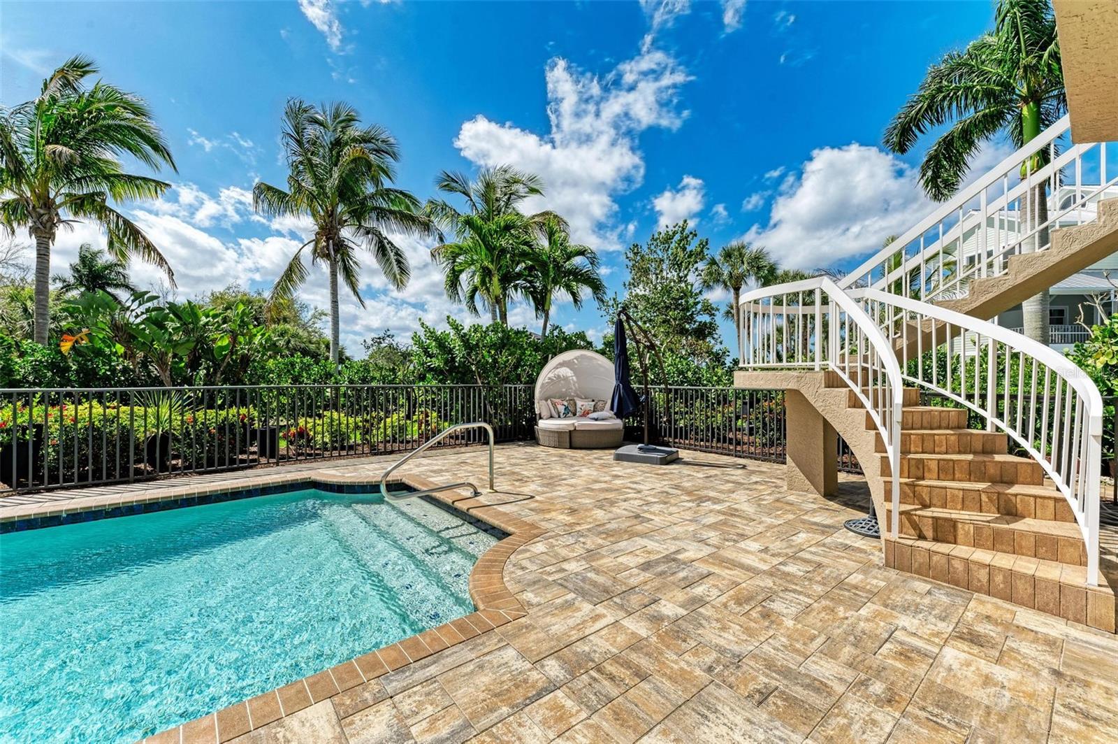 4520 GRASSY POINT BLVD