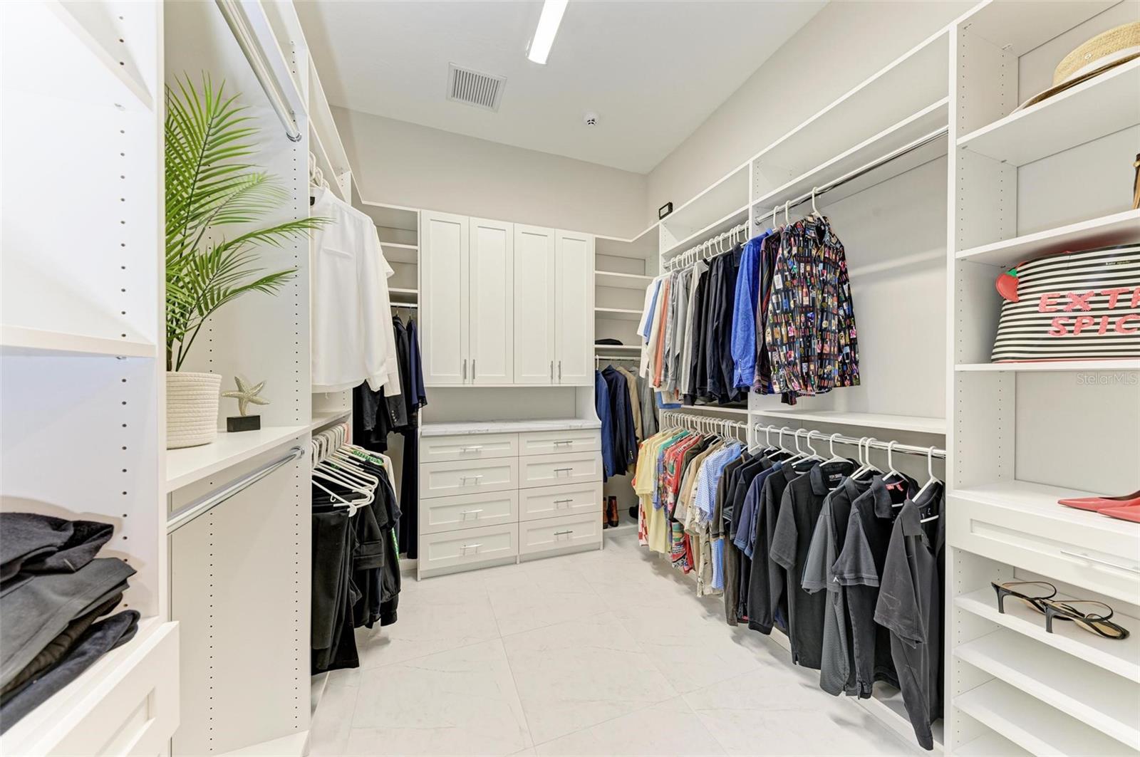 4520 GRASSY POINT BLVD