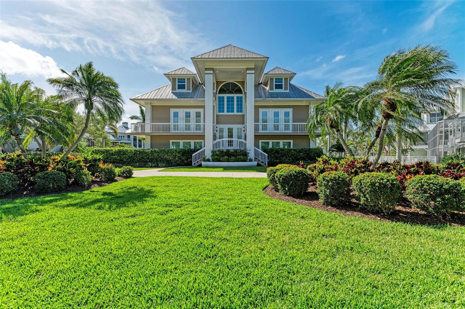 4520 GRASSY POINT BLVD