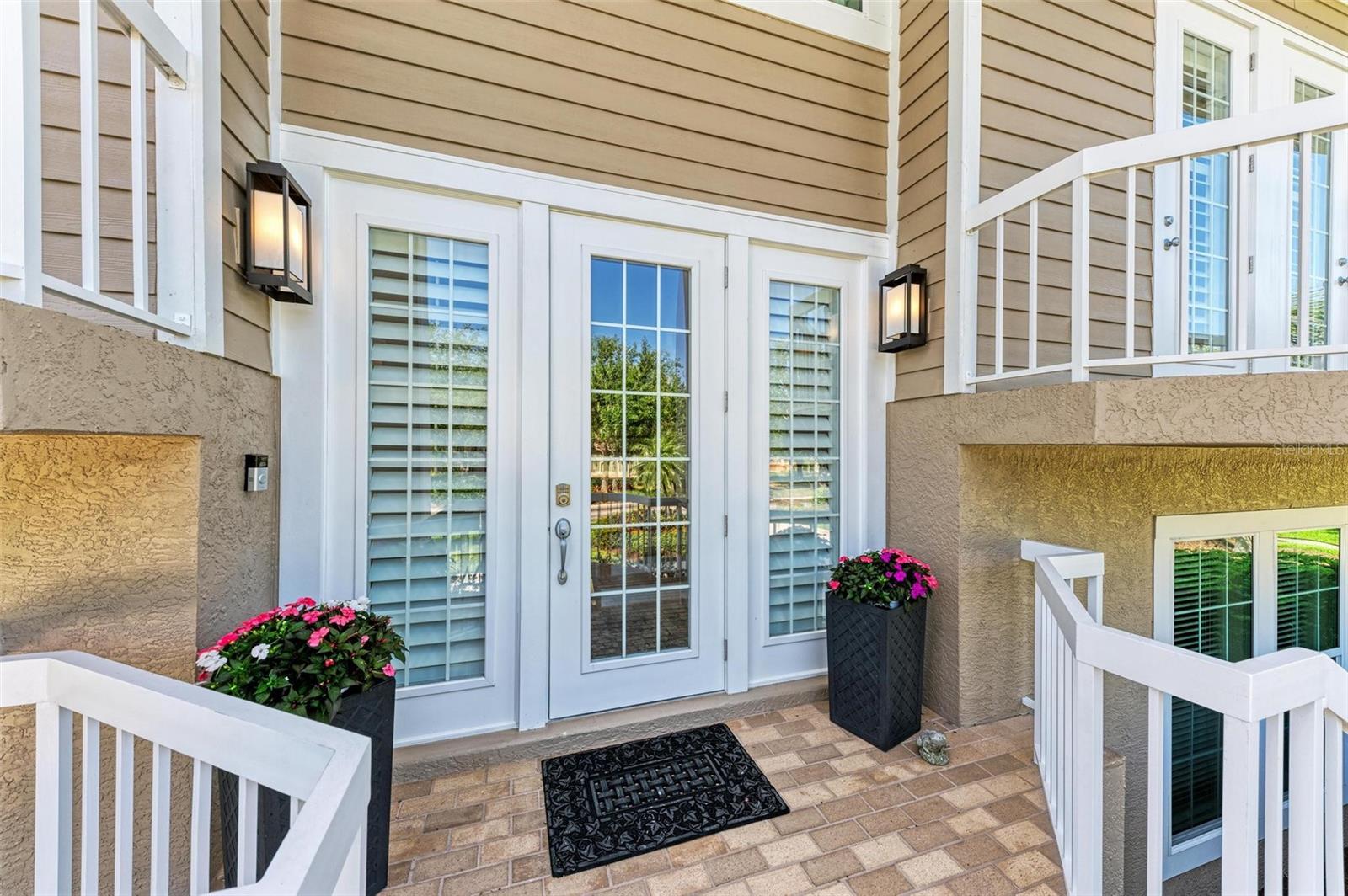 4520 GRASSY POINT BLVD